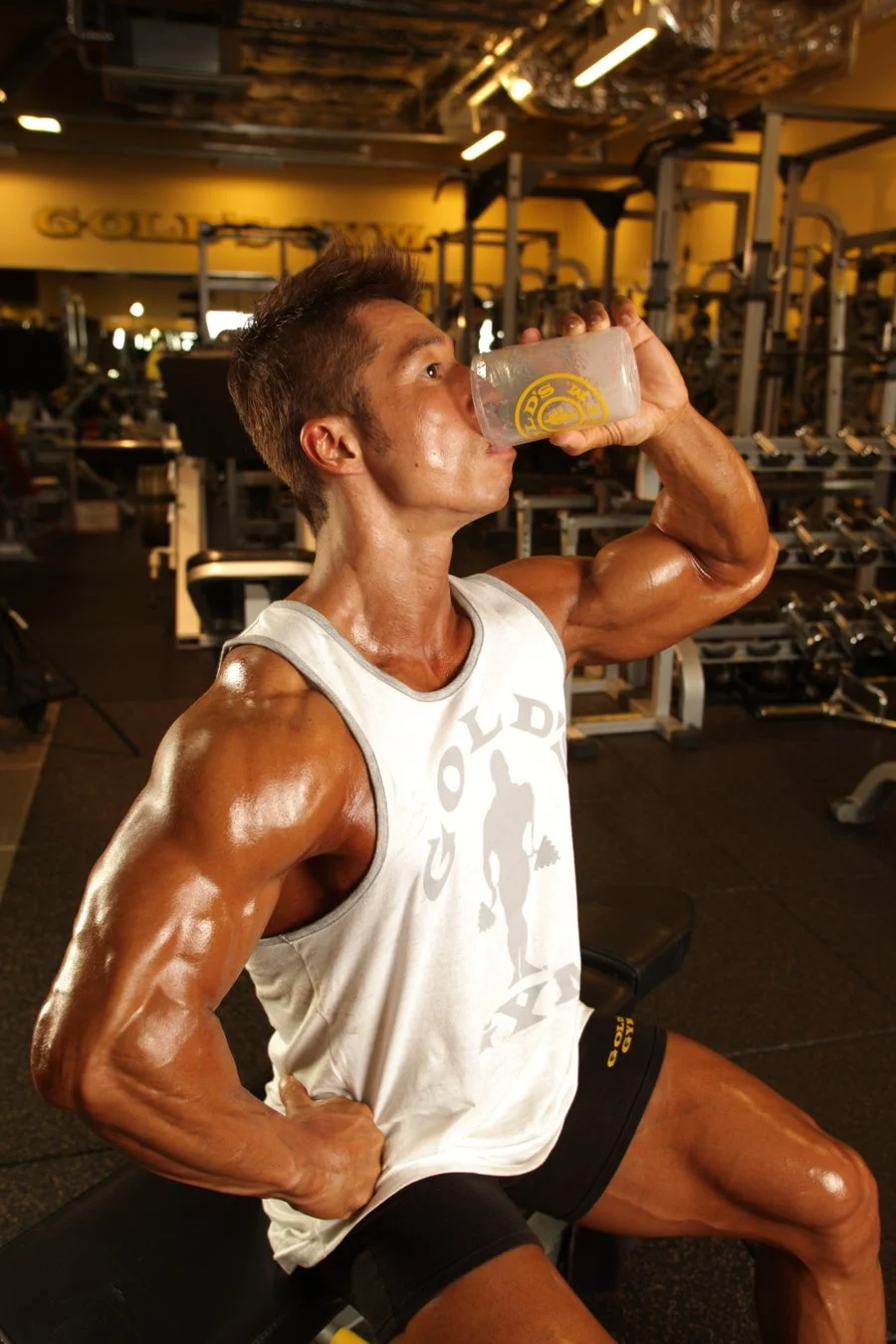 トレーニング中の男性