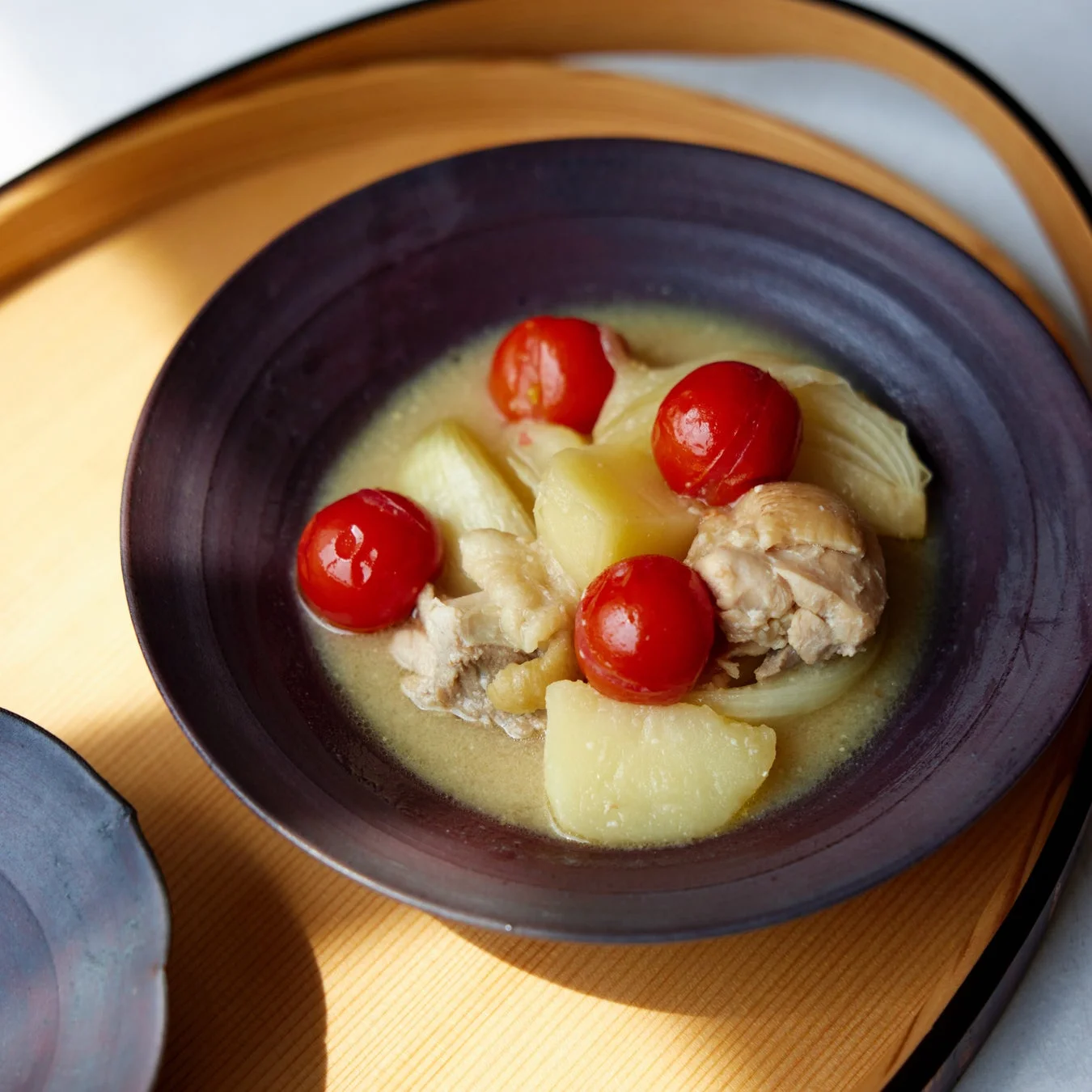 鶏肉と野菜の煮込み料理