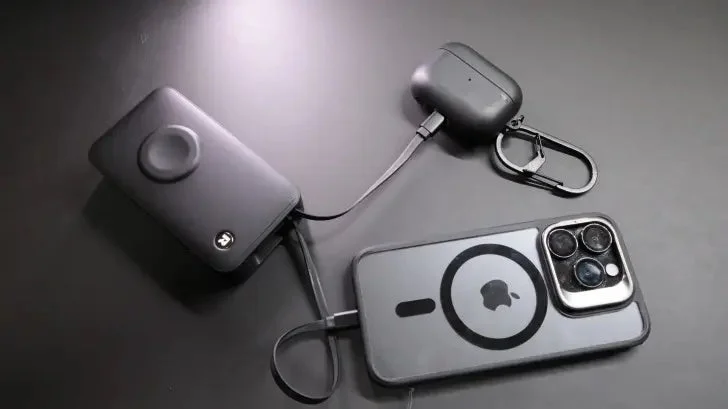 RORRY モバイルバッテリーとAppleデバイス