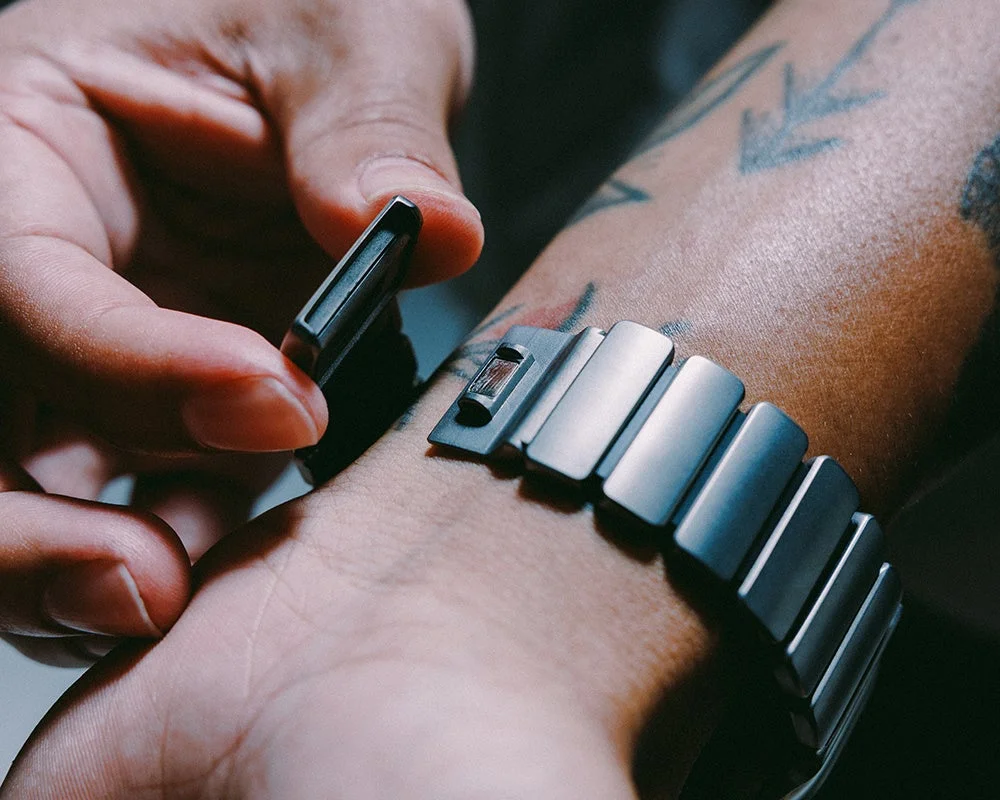 STRATOS BANDのデザイン