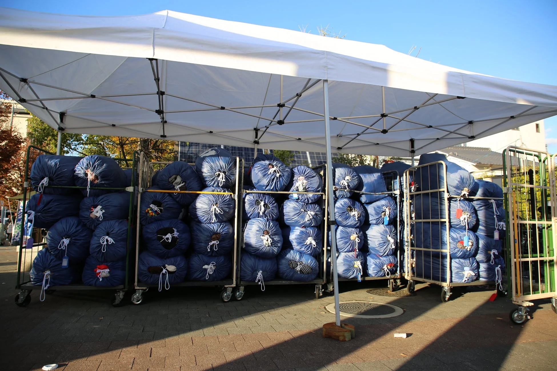 回収された衣類