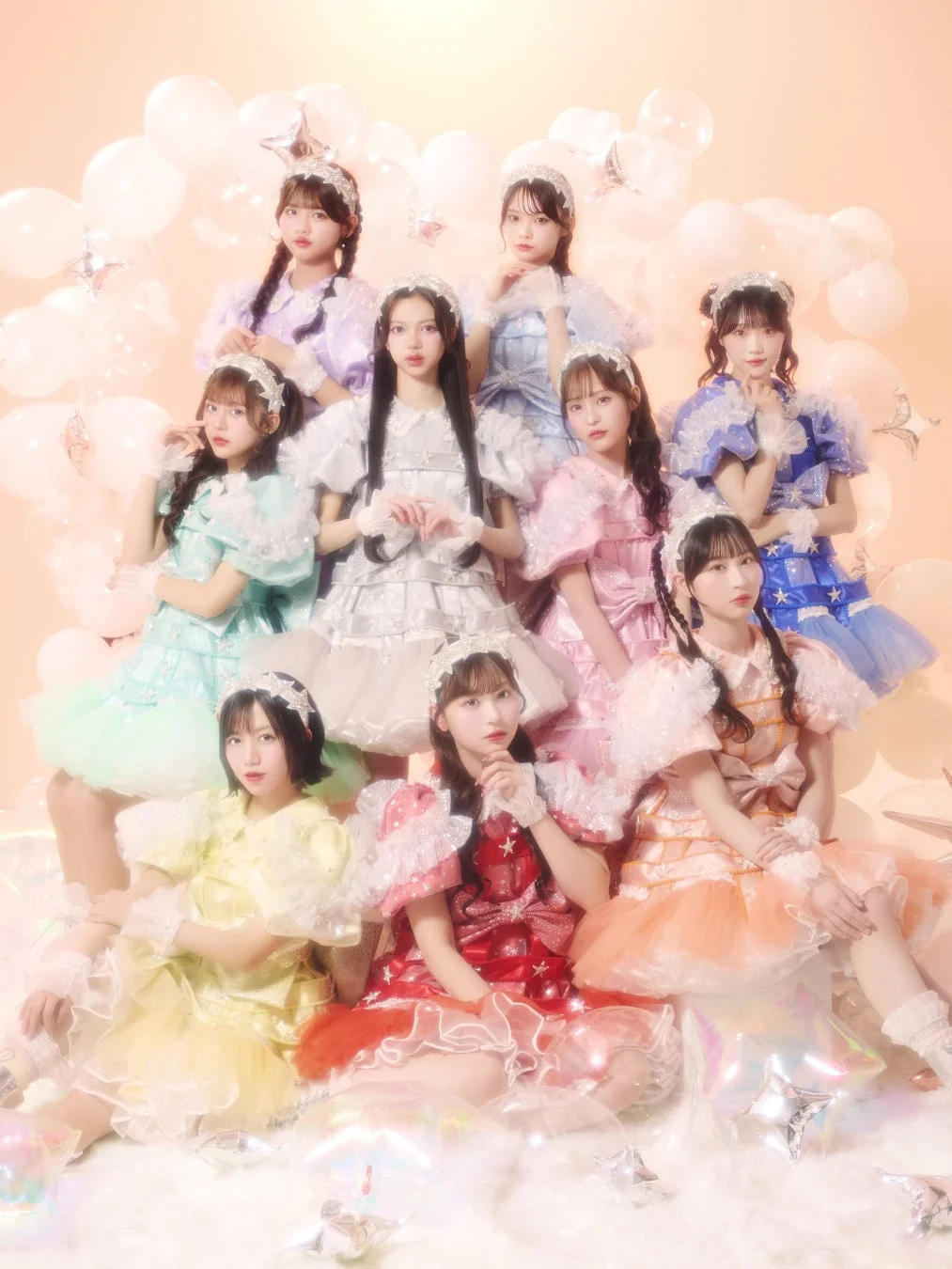 アイドルグループの集合写真