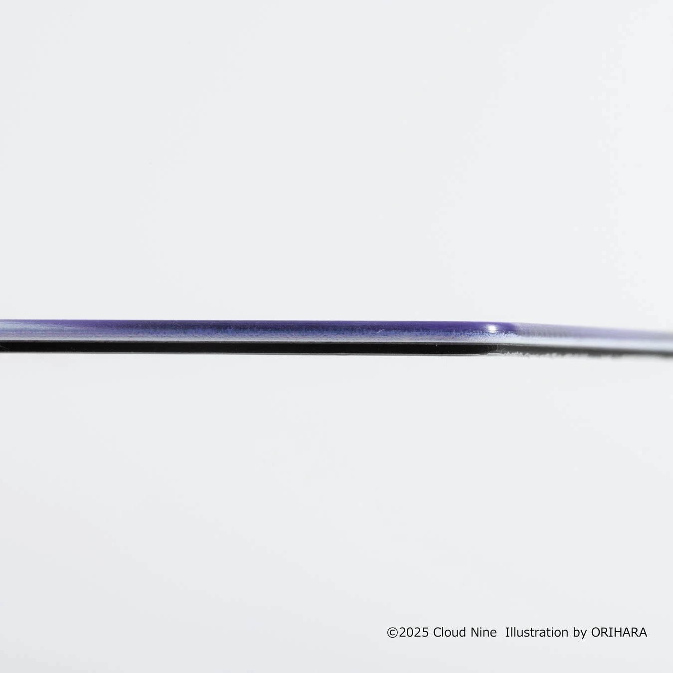 滑り出しが軽くコントロール性に優れた操作面