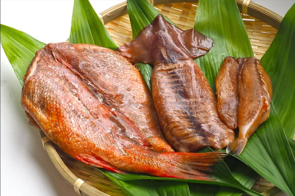 輪島の朝市で提供される干物