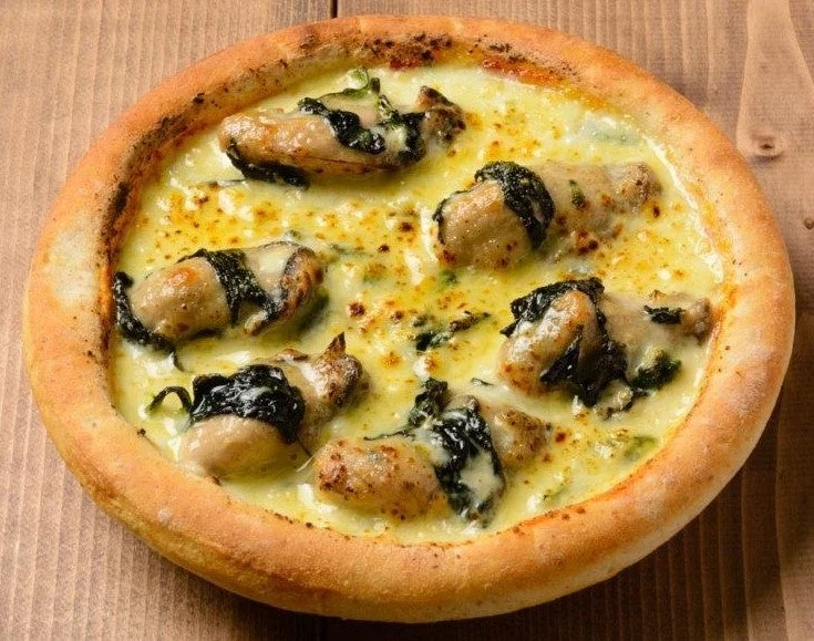 ピザ プティギャルソン／広島じゃけん！広島県産カキのピザ