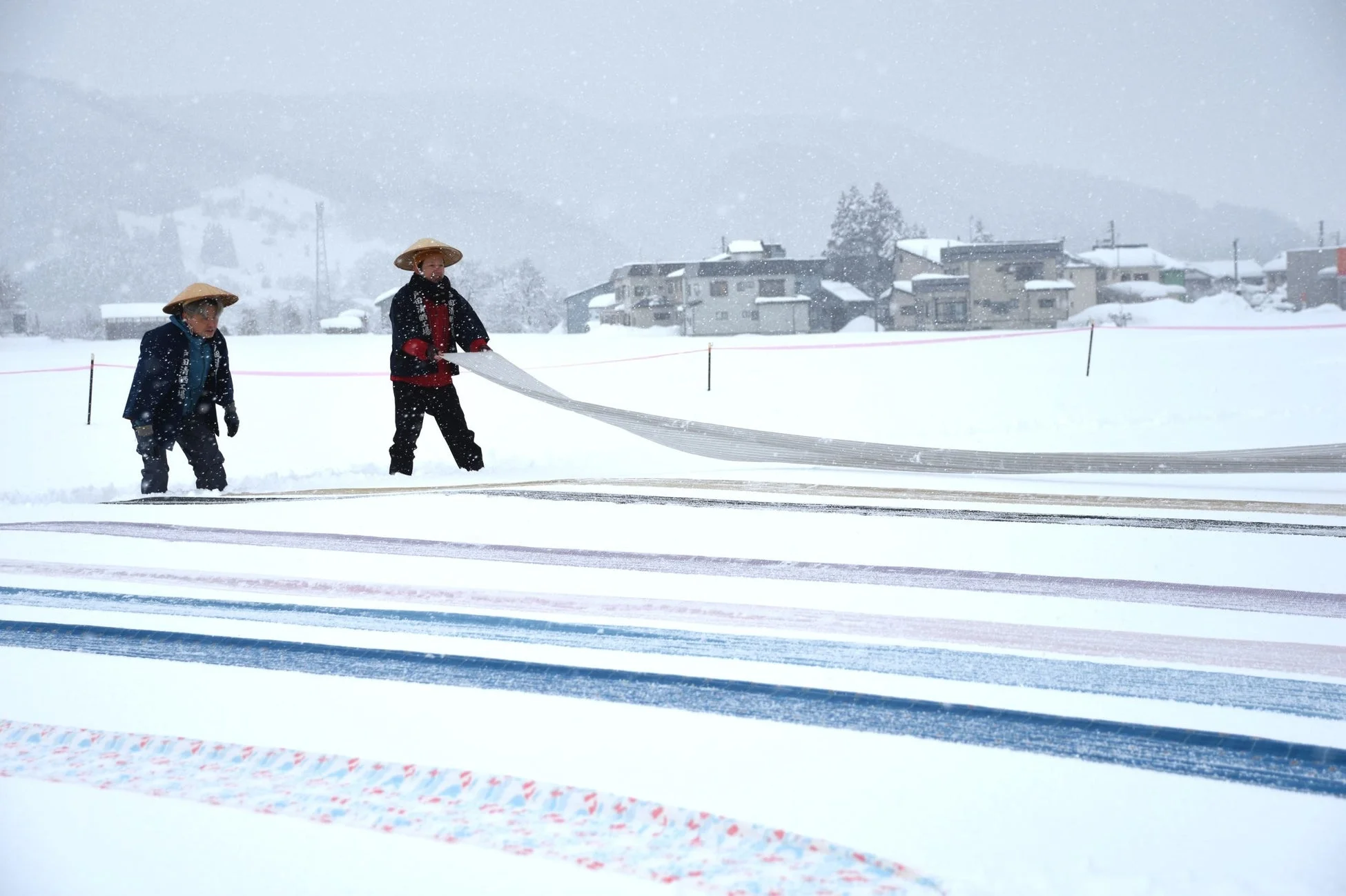 小千谷縮雪ざらし