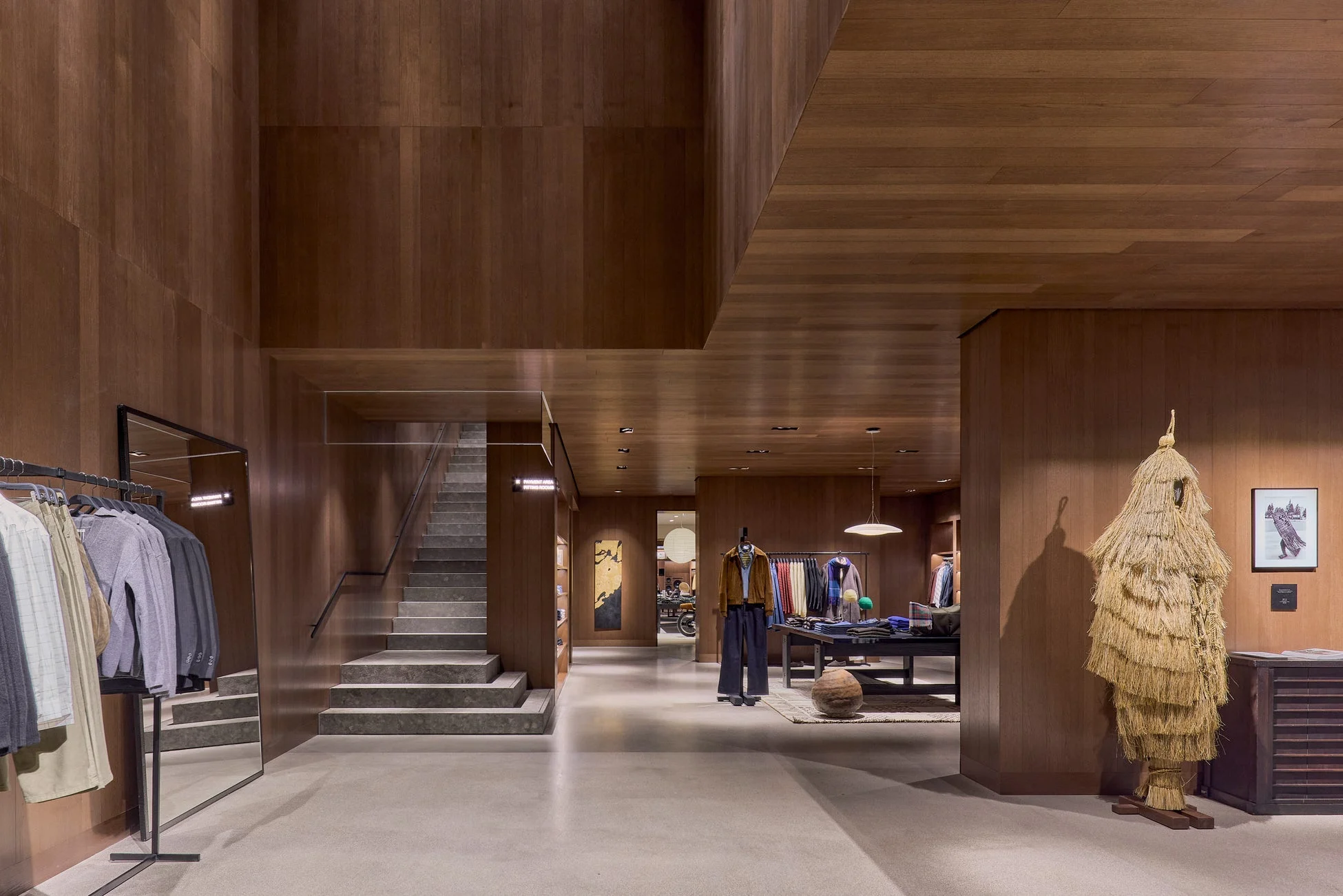 ZARA MAN心斎橋筋の店内インテリア