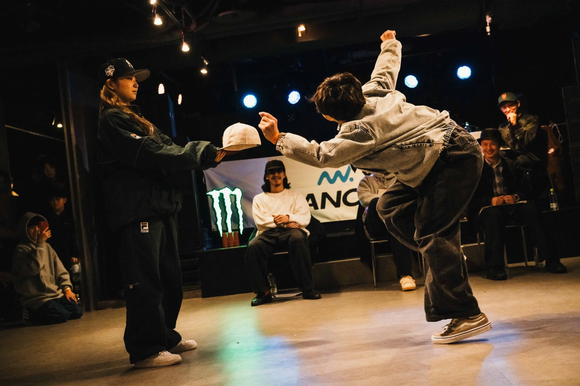 ダンスバトルの様子