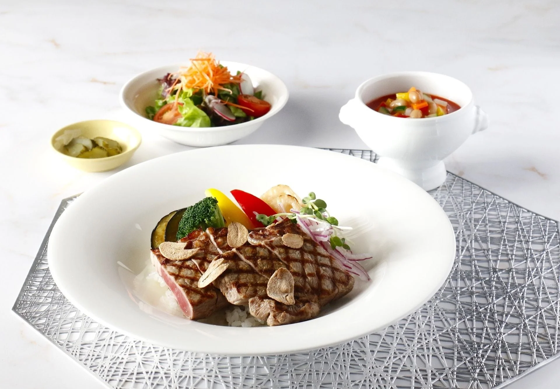 牛サーロインステーキのグリルボウル