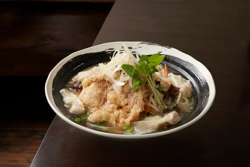 北海道産牛豚あいびき特塩雲呑麺