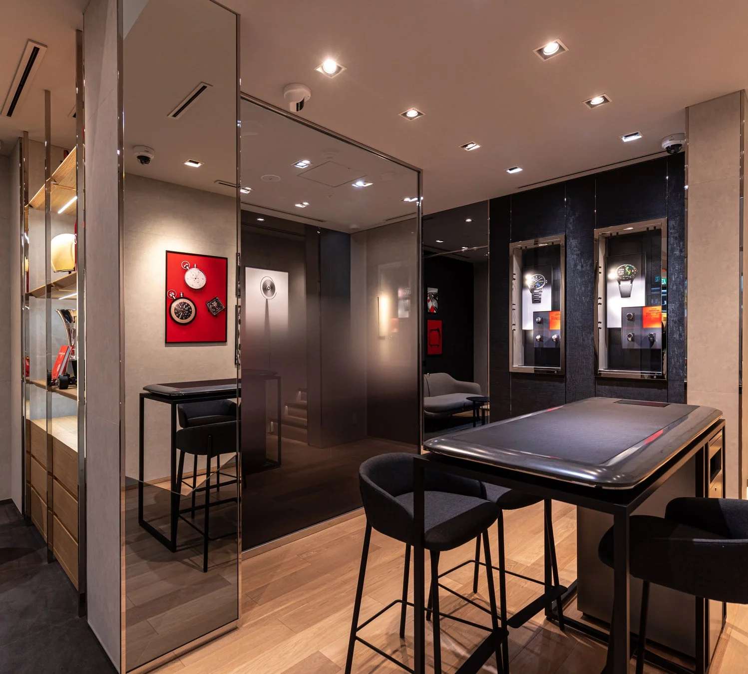 タグ・ホイヤー広島 店内