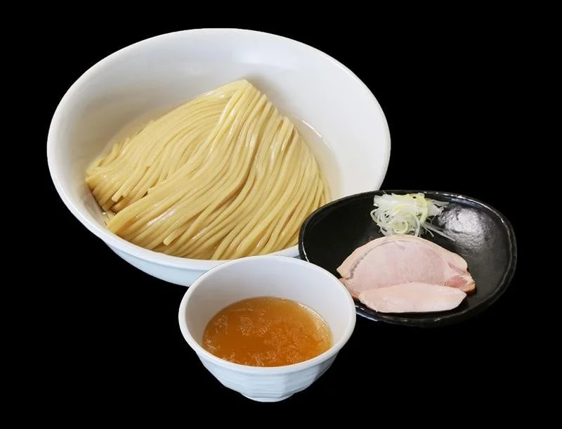 昆布水つけ麺（牡蠣塩）｜麺屋鈴春