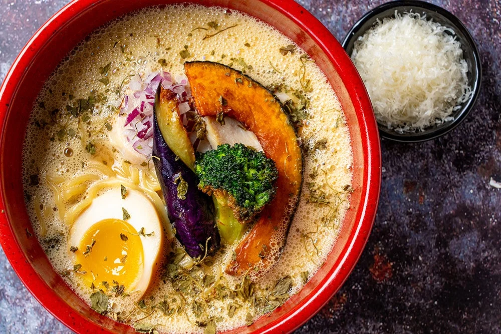 スパイスカレー鶏白湯の具材