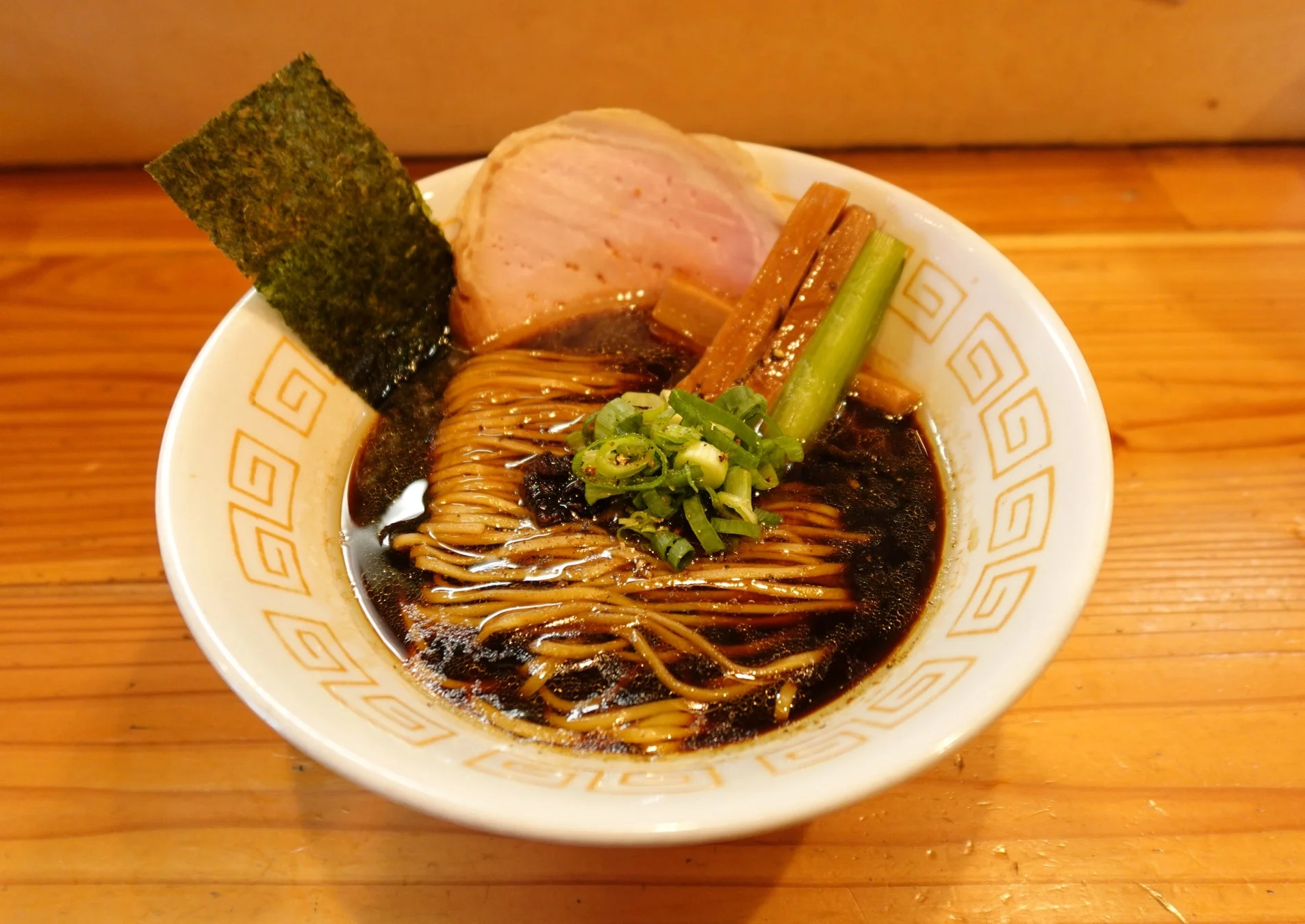 極麺 青二犀 ラーメン