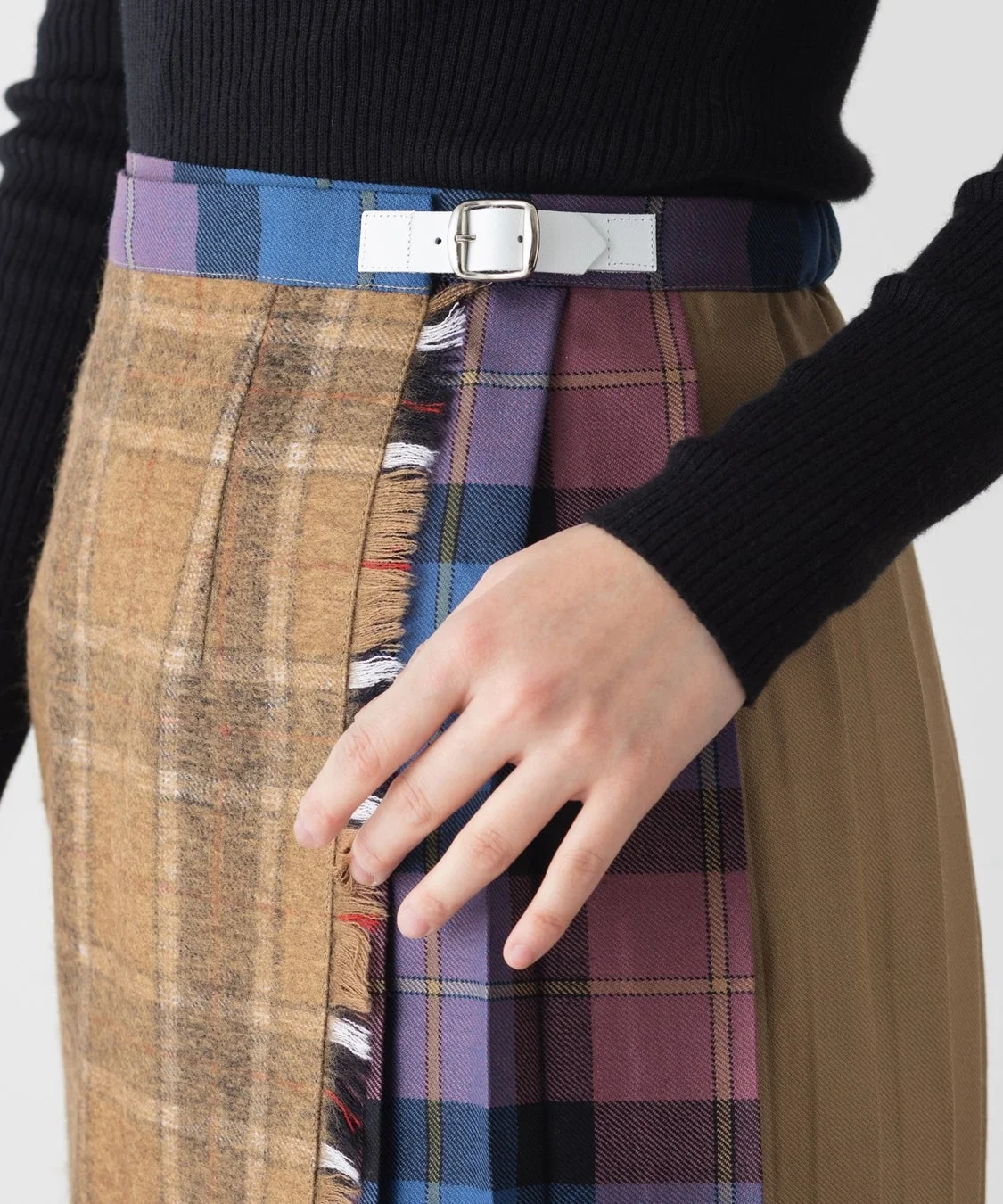 パッチワークデザインのスカート