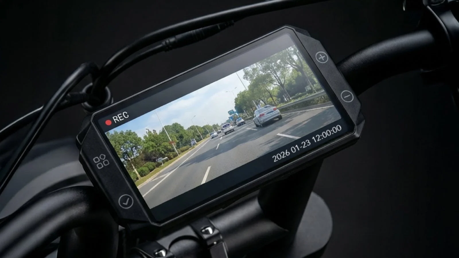 ドライブレコーダー,車載カメラ,バイク,自転車,ナビゲーション,道路,運転,録画,デジタルディスプレイ,テクノロジー