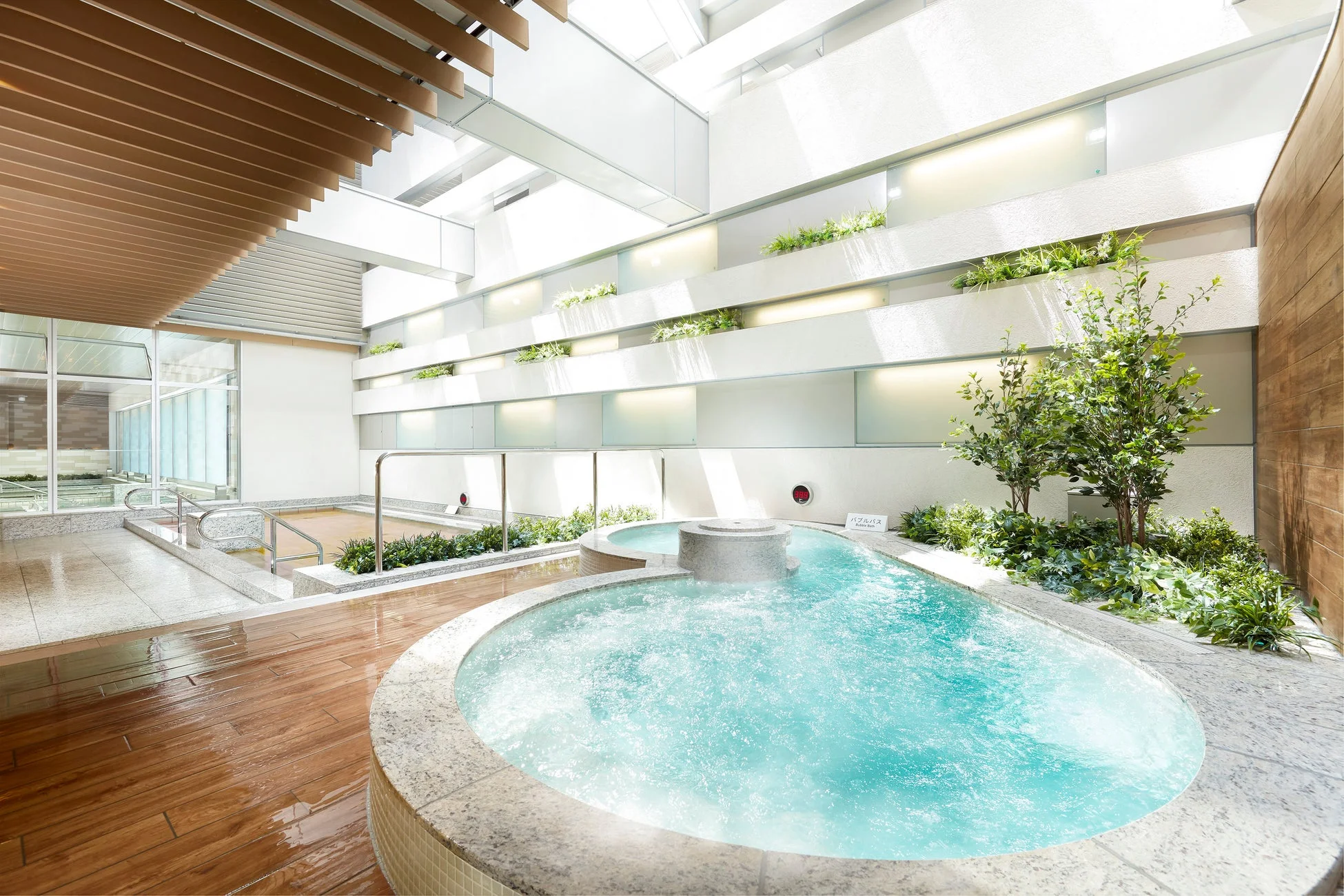 スパのバブルバス