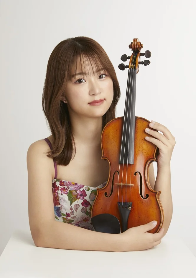 ヴァイオリニスト高松亜衣