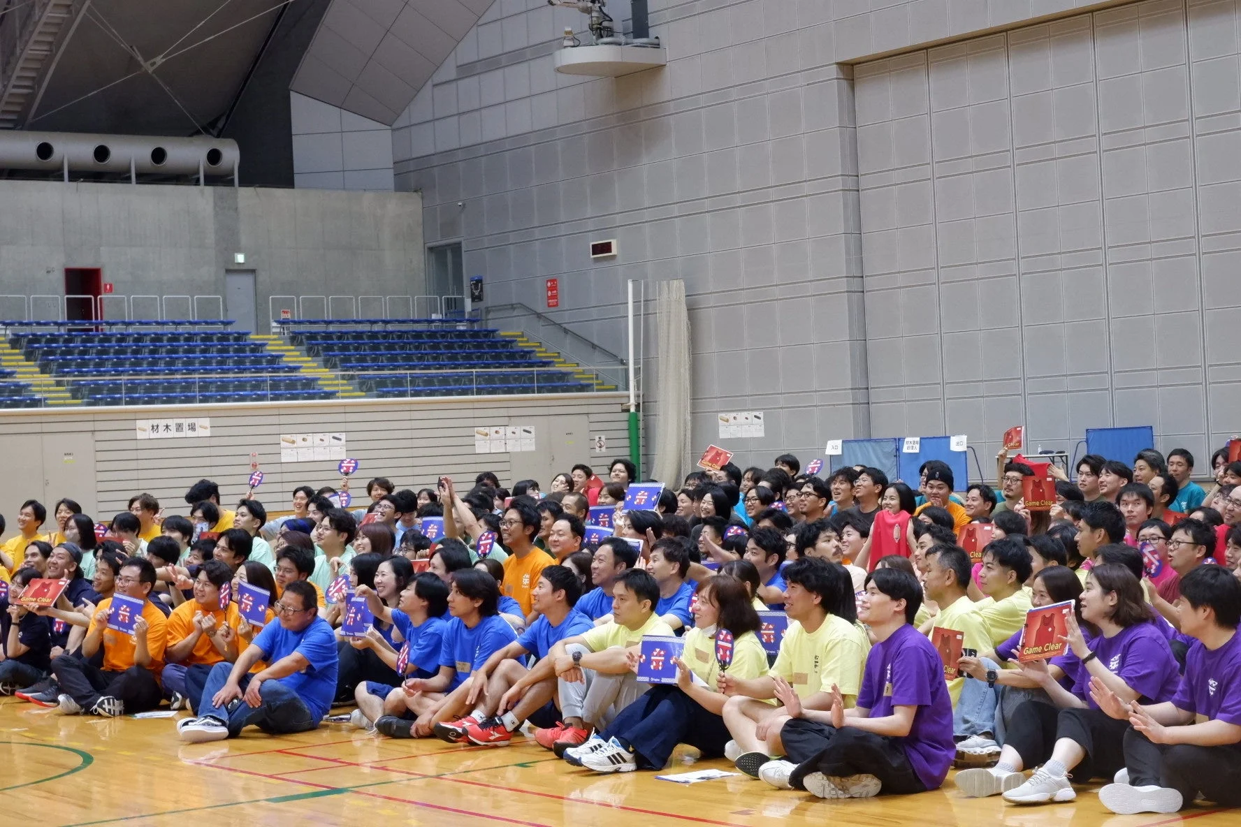 イベントを楽しむ参加者たち