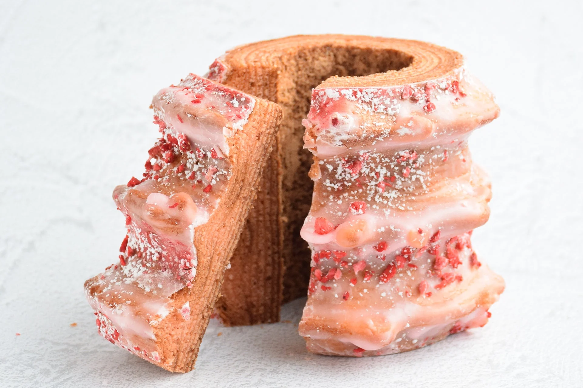 カットされたあまおうブレヴァン