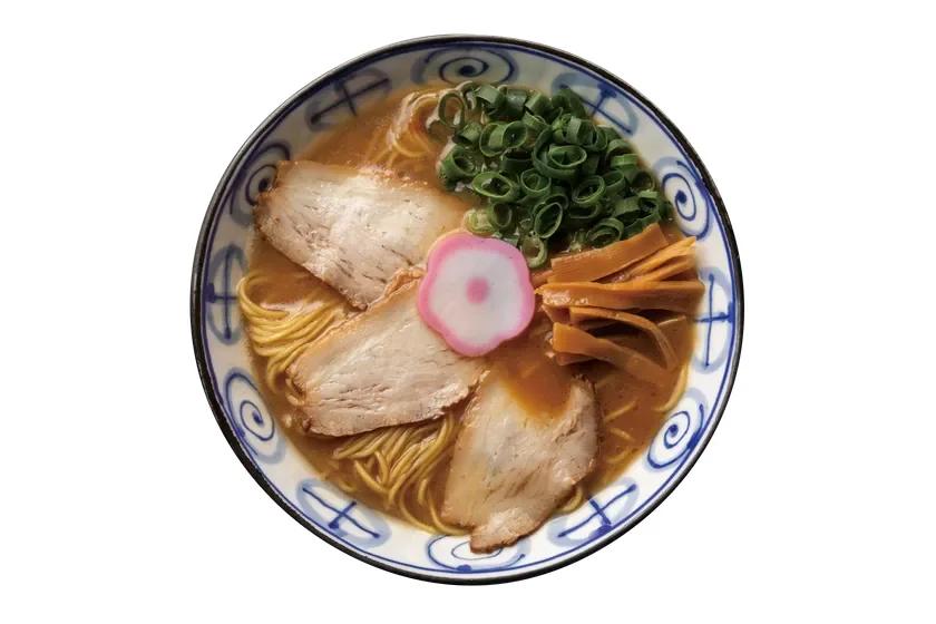 ラーメン、麺、豚肉、チャーシュー、ねぎ、メンマ、かまぼこ、和食、日本食、食事、料理