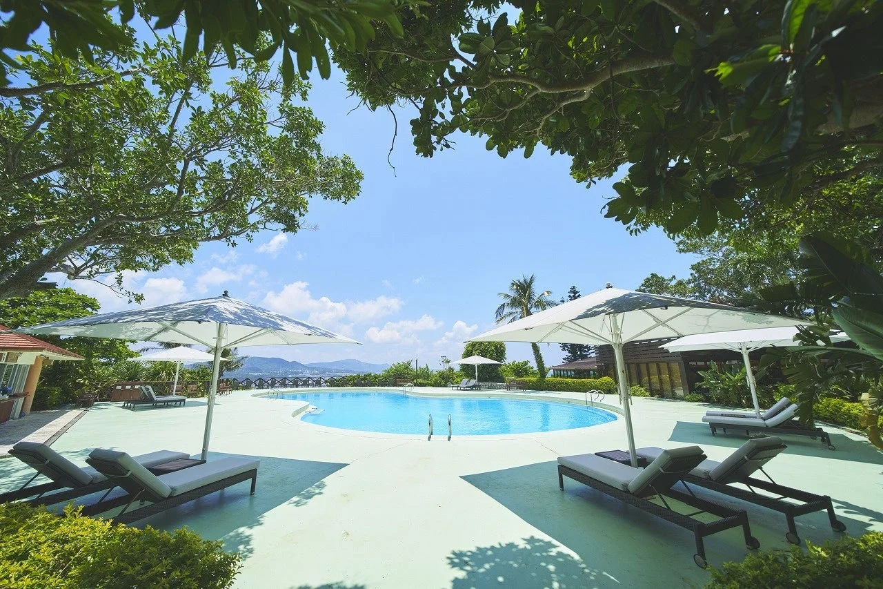 ガーデンプール