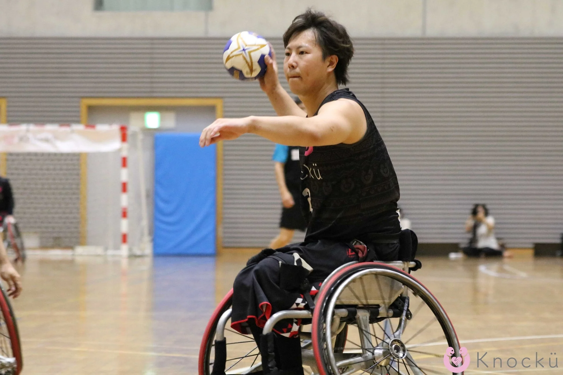 車いすハンドボール選手