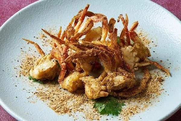 揚げ蟹のスパイス炒め