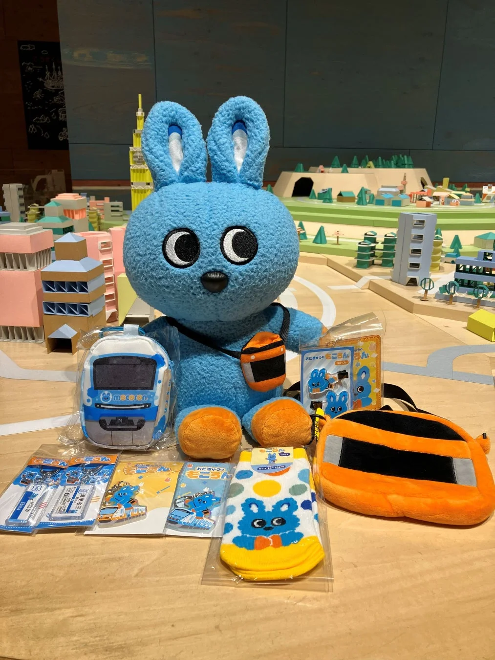 小田急グッズショップ「TRAINS」 鉄道グッズ販売