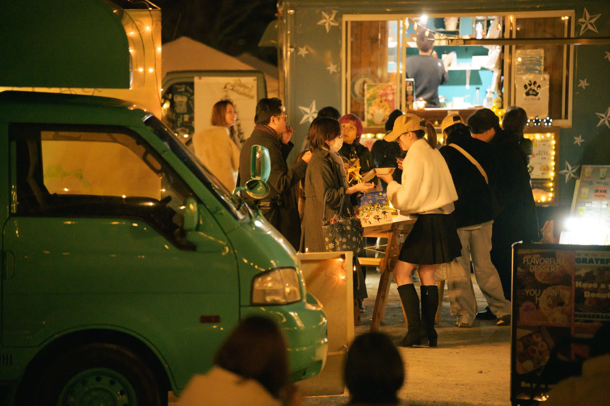 フードトラックの様子