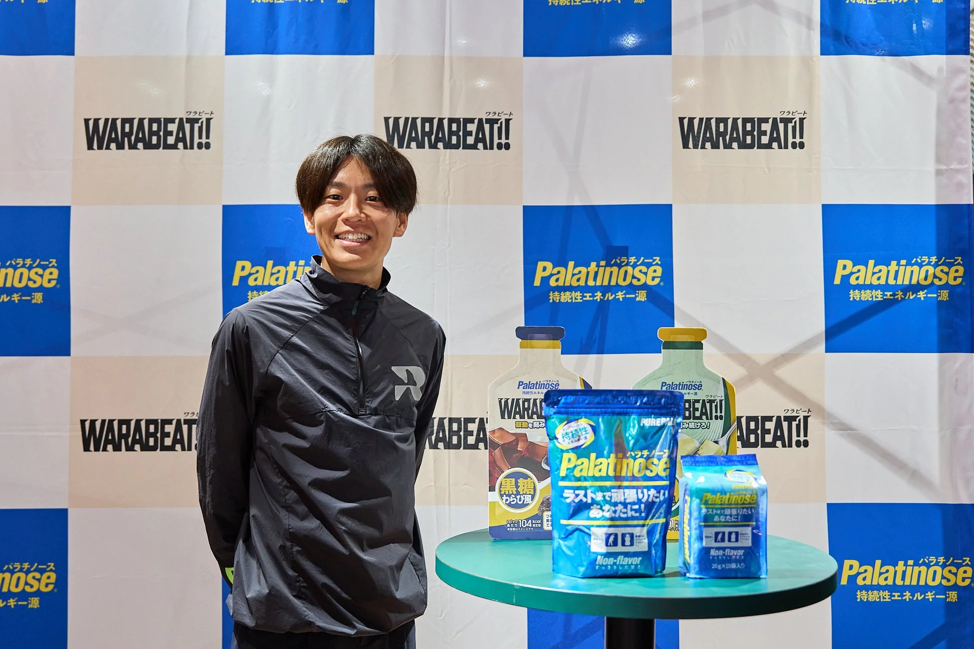 イベントでのWARABEAT!!試食風景