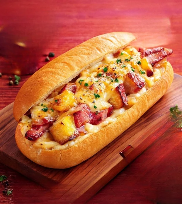 焼き芋とベーコンのグランドッグ