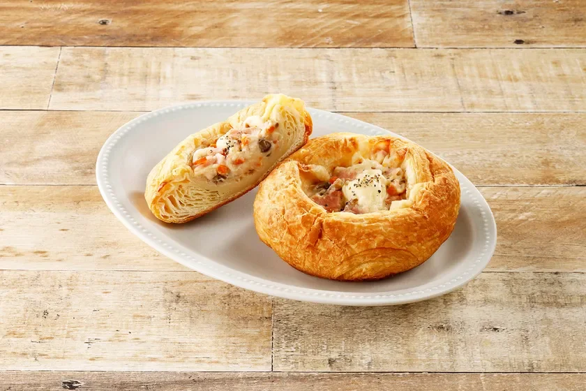 ミルクシチューデニッシュ(岩泉牛乳入りシチューフィリング使用)