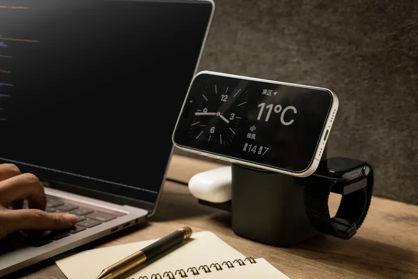 デスクに置いたイメージ