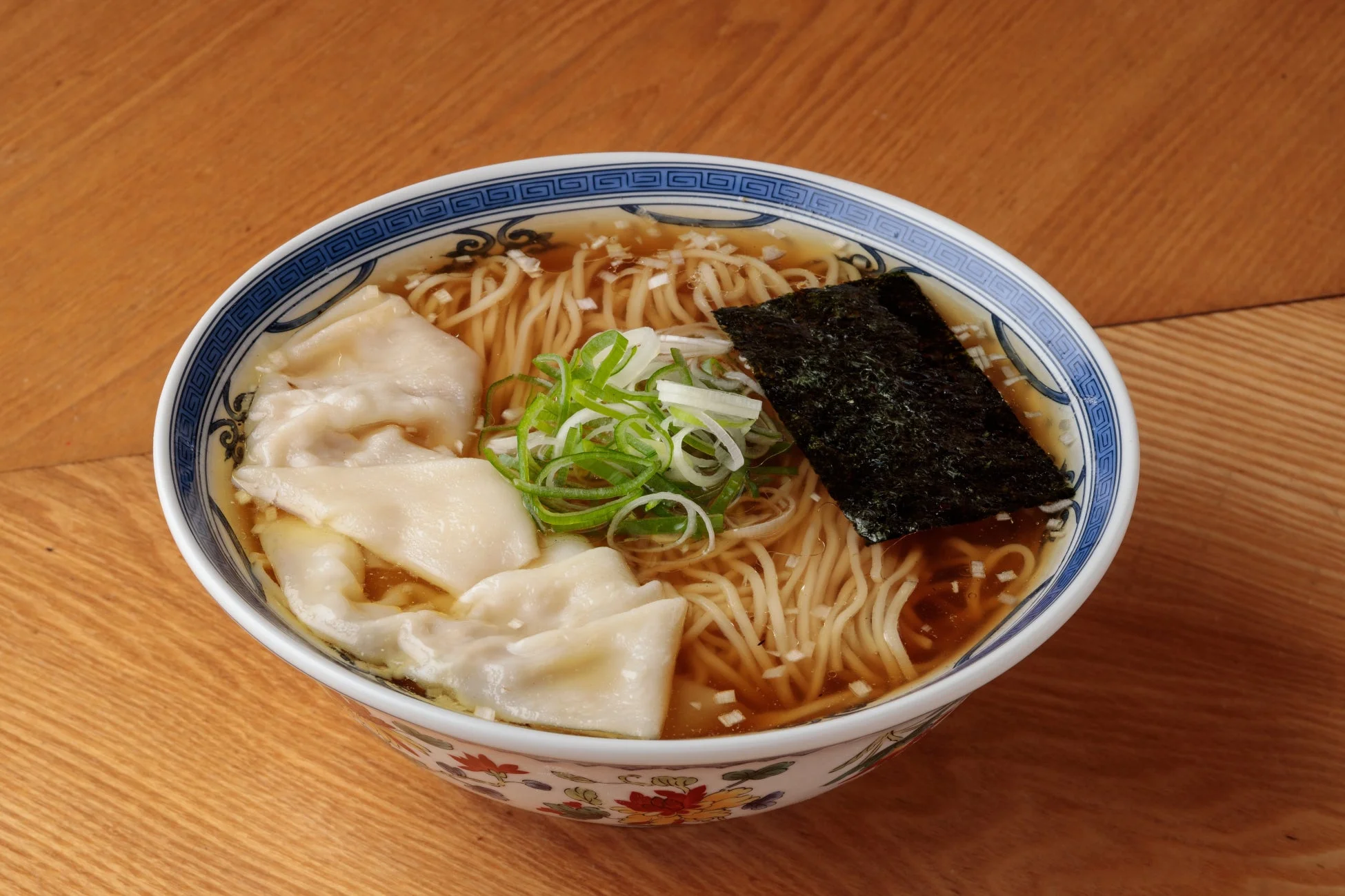 ワンタン中華そば