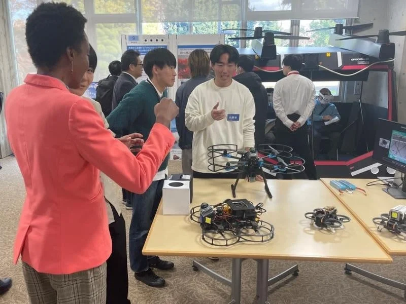 ドローン展示の様子