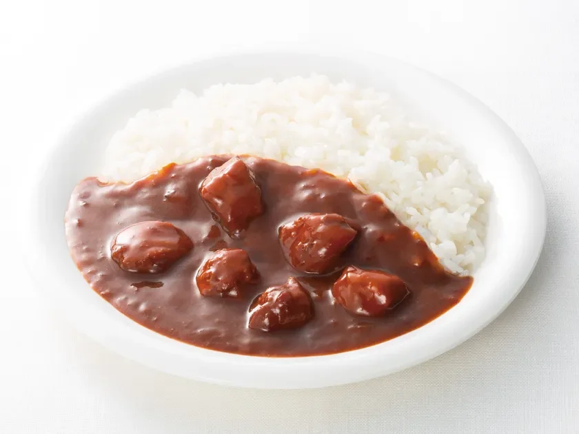 高たんぱく質チキンカレー 盛り付け例