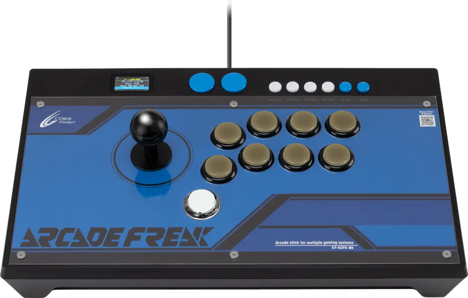 ARCADE FREAKがゲーム機と接続中