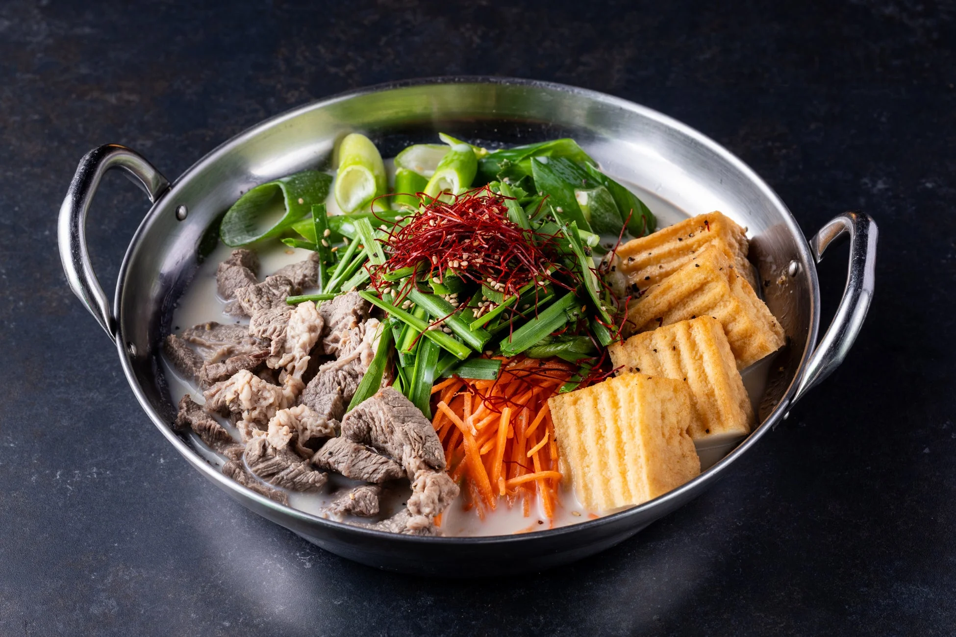 白いスープの鍋料理