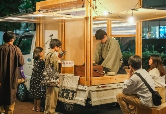 二畳建築の茶室