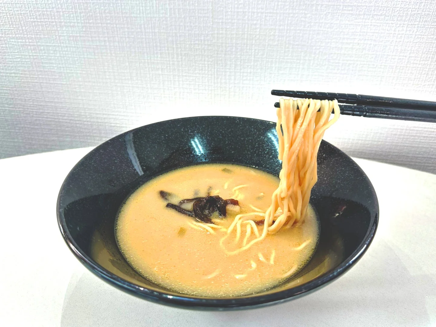 器に盛られたラーメン