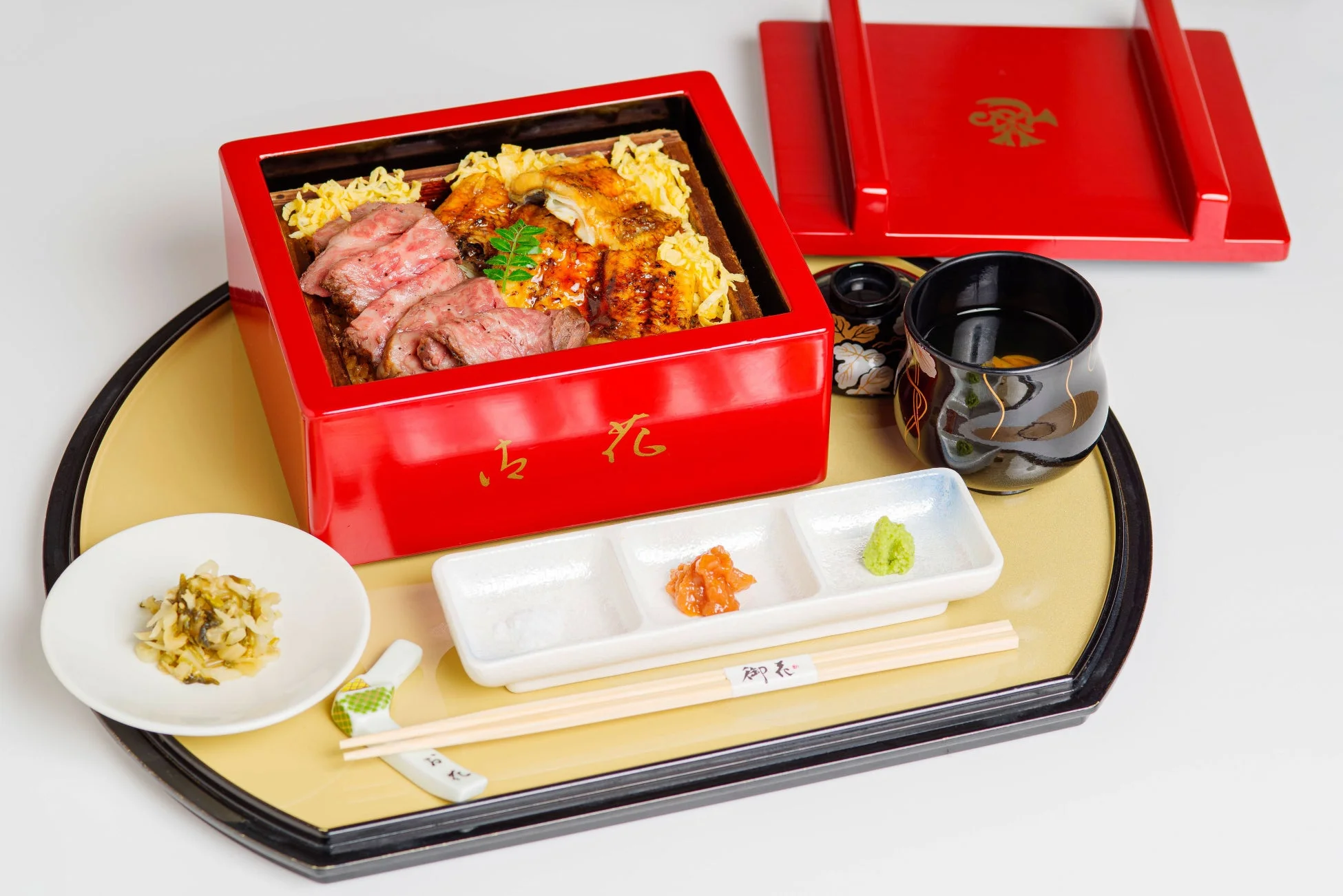 尾崎牛とうなぎのせいろ蒸し