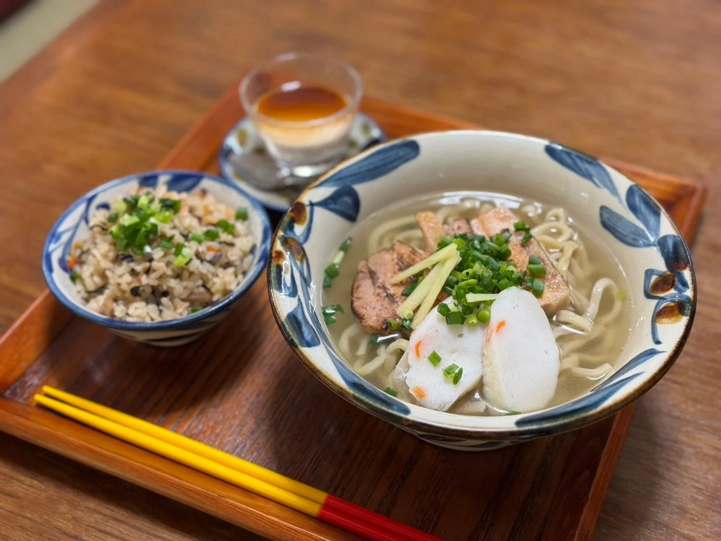今帰仁そばの定食