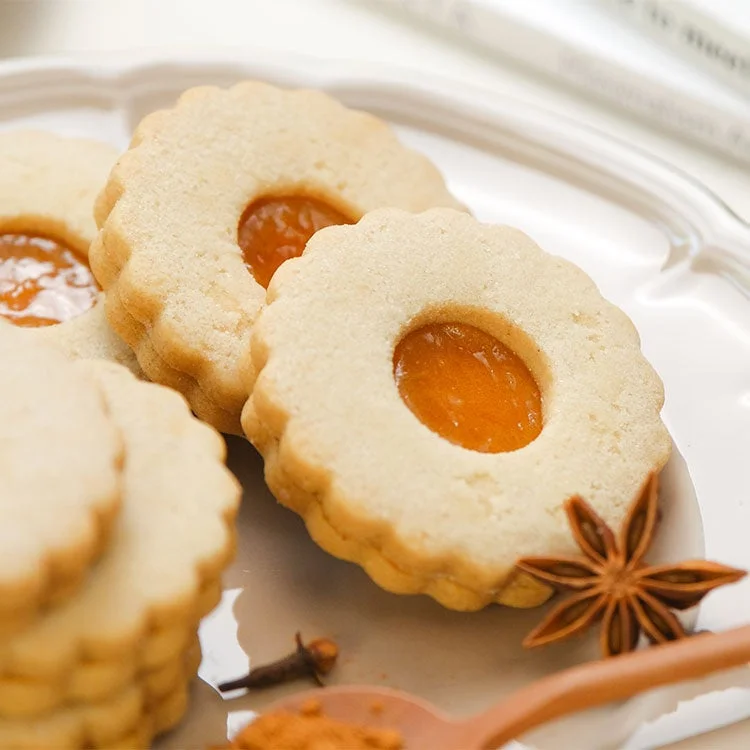 花形クッキーとスパイス