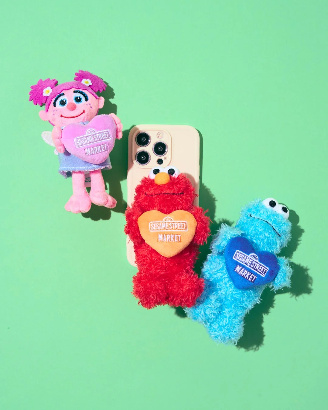 セサミストリートのキャラクターをモチーフにしたガジェットやアクセサリー