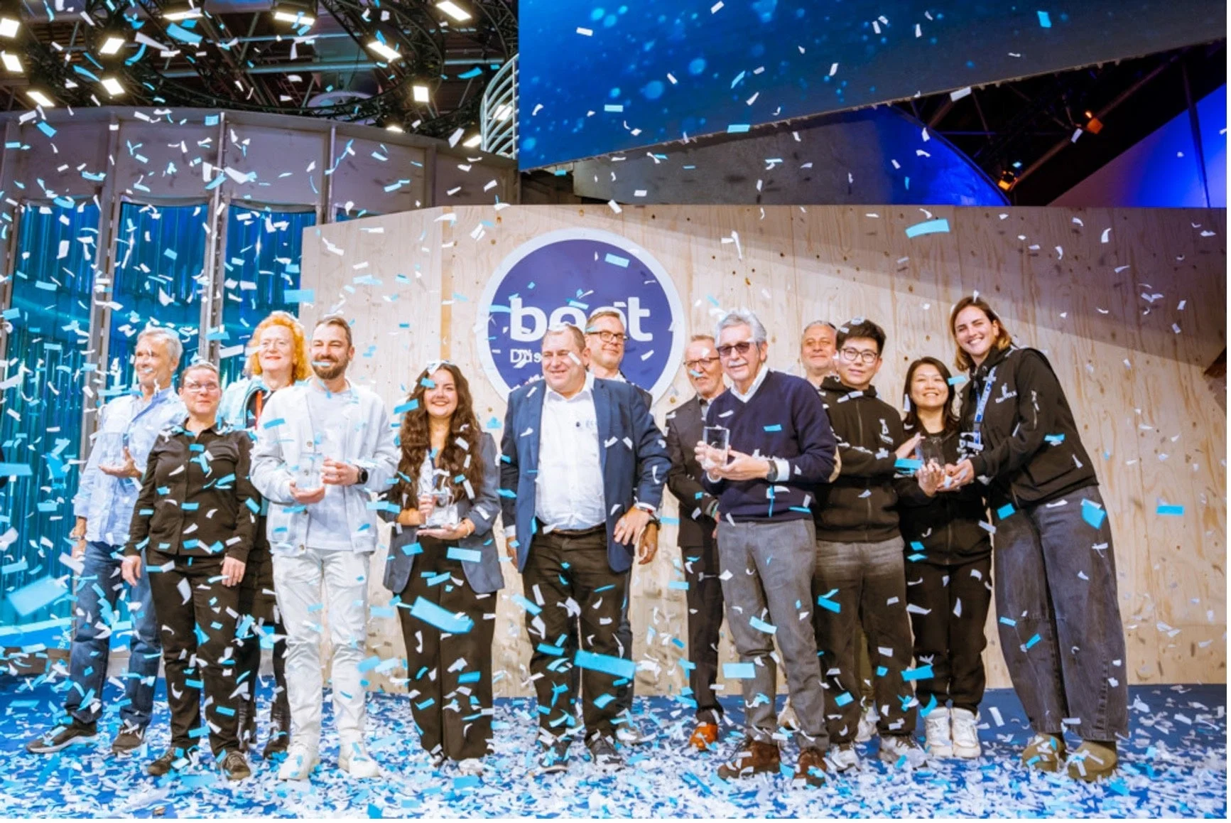 boot dive awardの受賞者集合写真