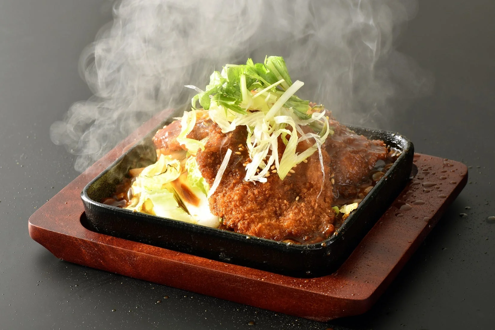 鉄板タレかつの画像