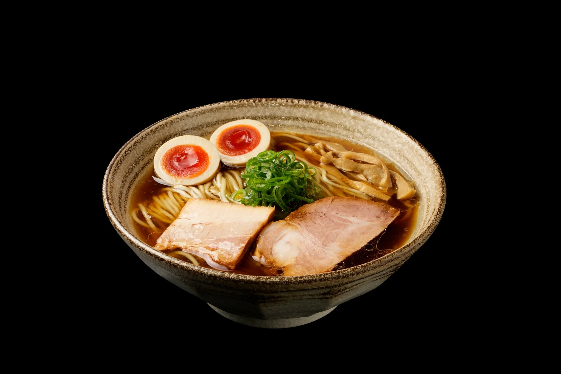 芳醇鶏醤油そば 濃厚半熟味玉付き