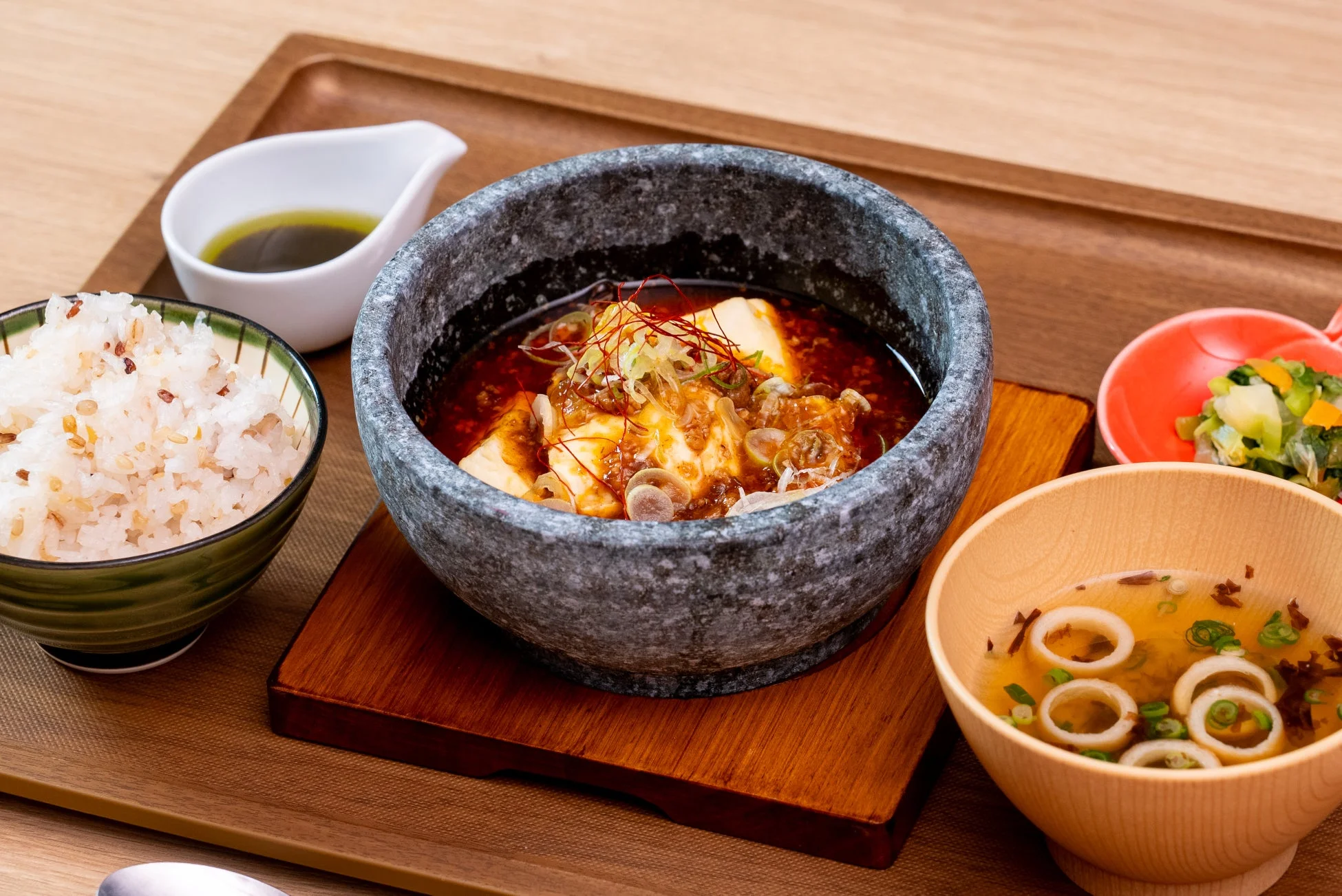 こだわり豆腐の石焼麻婆膳