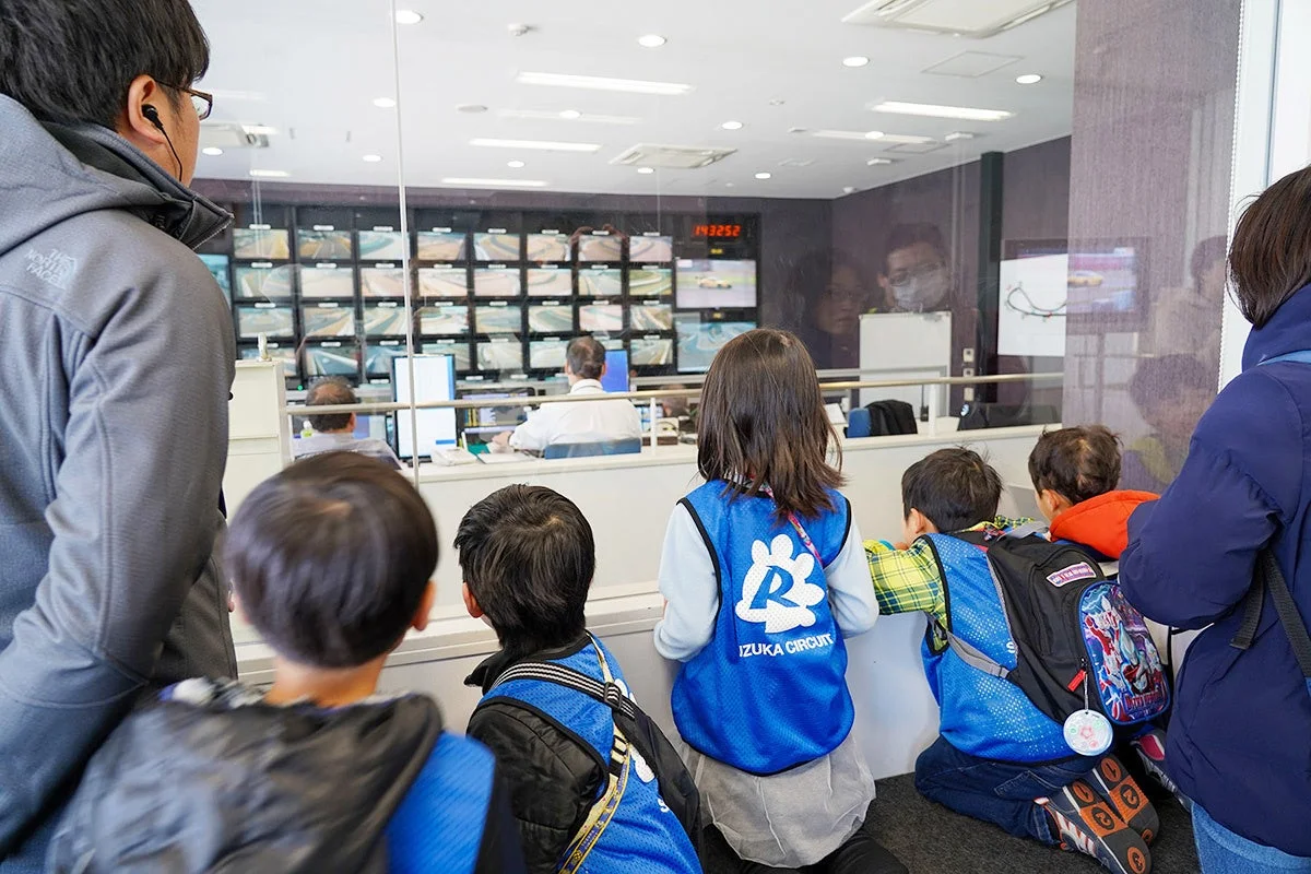 ピットビルバックヤードツアー